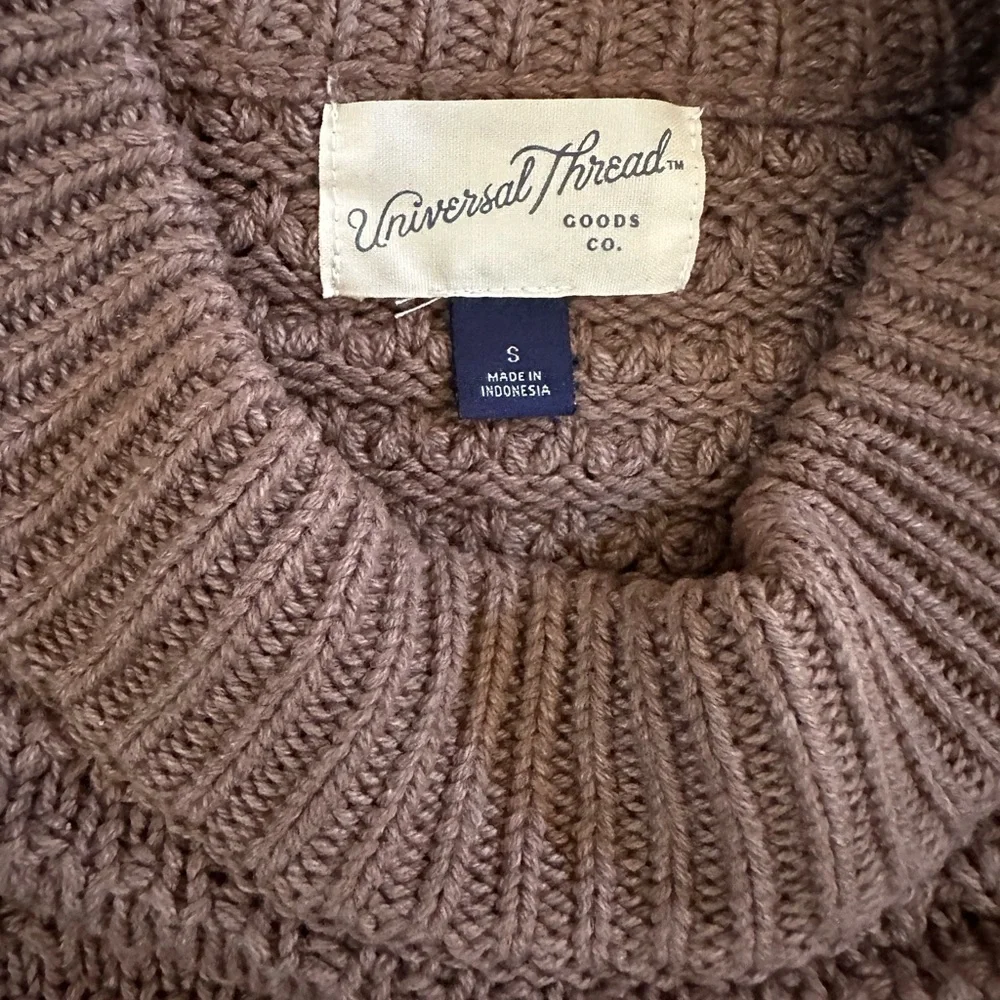 Universal Thread Sweater Size S - Picture 4 of 4